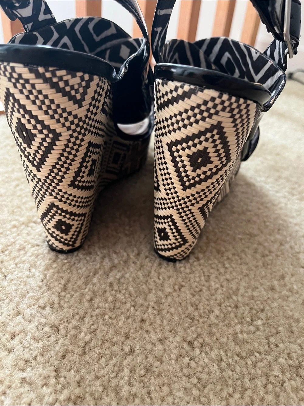 BCBGeneration Patent Black Wedge Sandals with Patterned Straw Platform